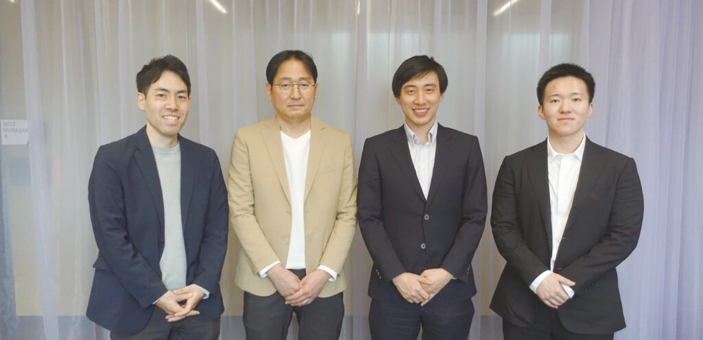 左から西松建設の中原氏と三ケ尻氏、 WOGOの秦氏と松本氏